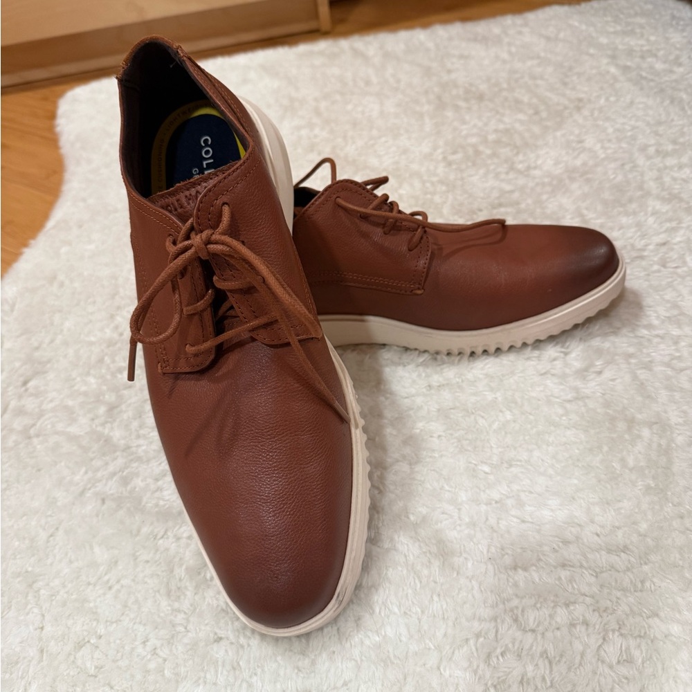 Cole Haan Men's Tan Leather Oxfords